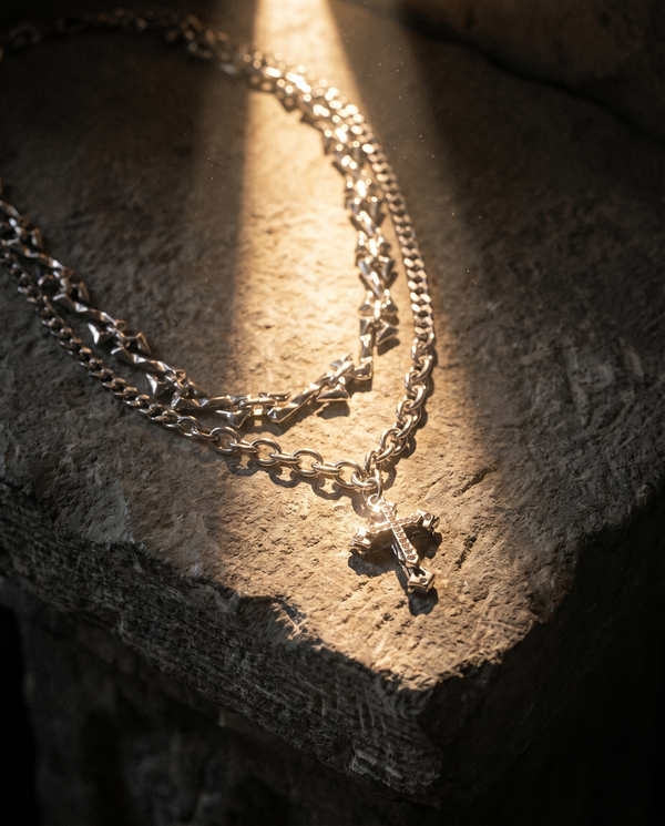 Creed — silver small ornate cross, double chain