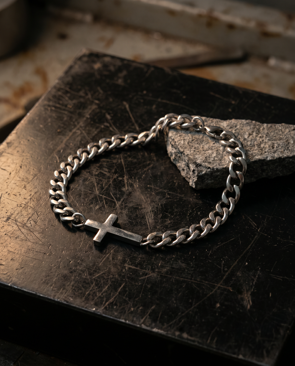 Keystone — silver beaded bar links w/ tiny crosses