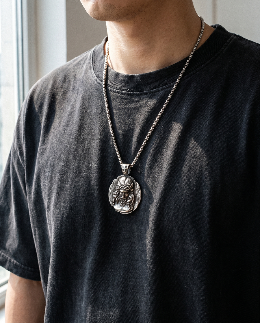Built for daily rotation.