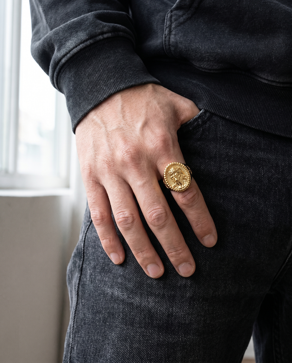 Heirloom — gold oval signet, Christ face + thorns