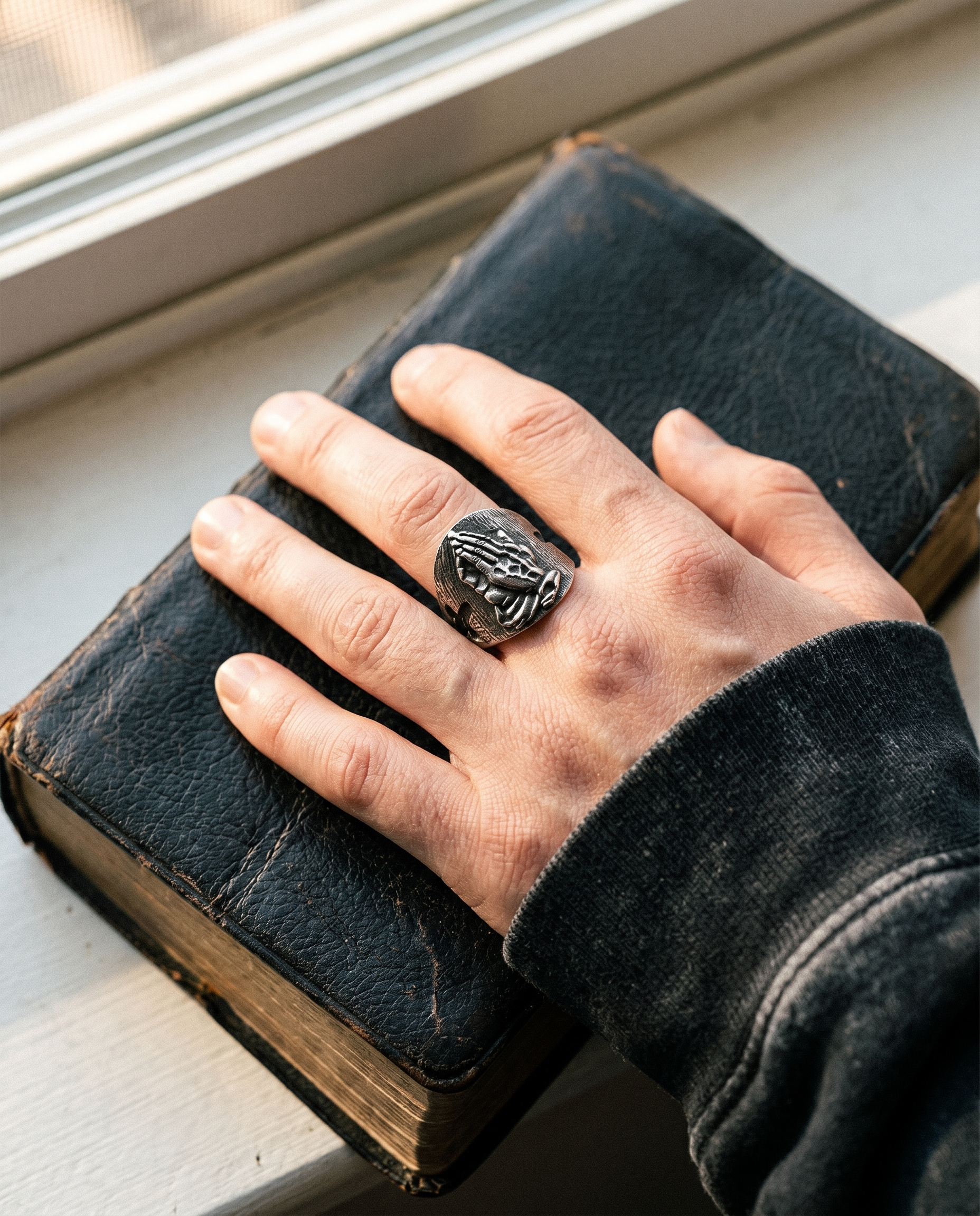 Intercession — black signet, PRAYING HANDS relief