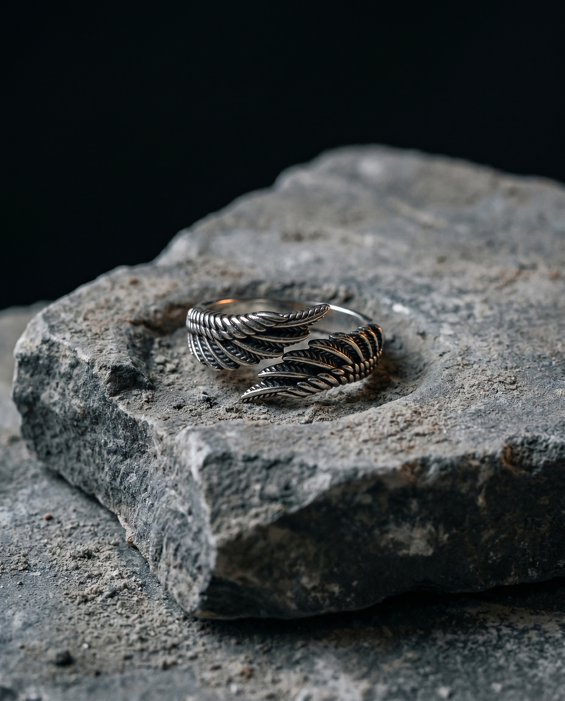 Seraph — silver wrap band, single angel WING