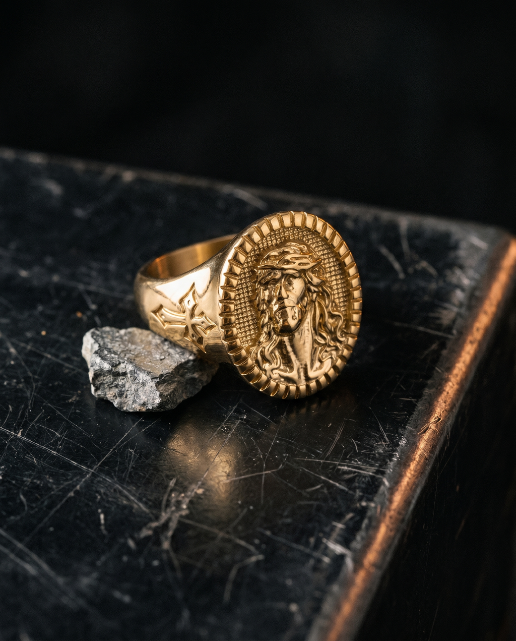 Icon — gold oval signet, Christ BUST + cross shank