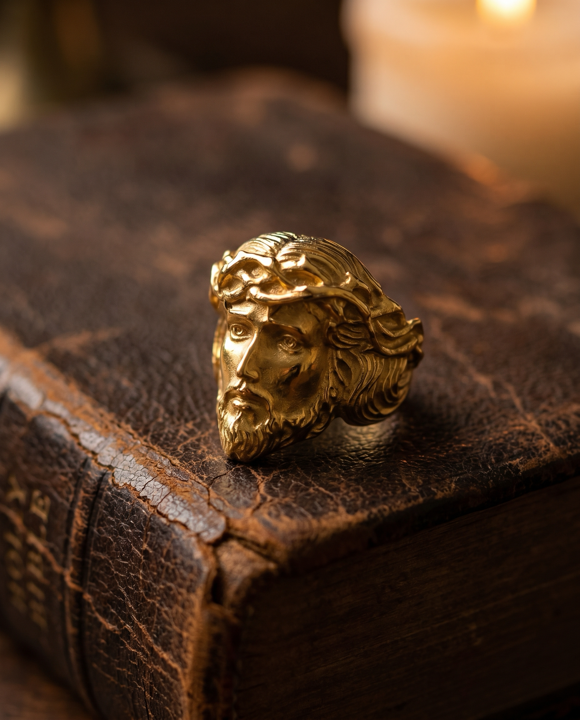 Passion — gold 3D crowned-thorns Christ head